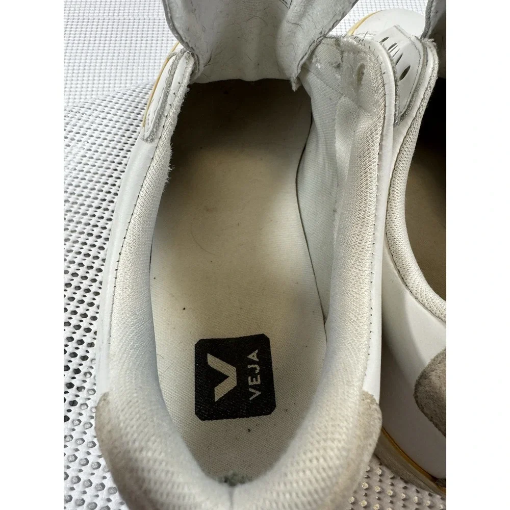 VEJA Esplar White Leather Sneakers Womens US 8 EU 39 Low Top EO0202335